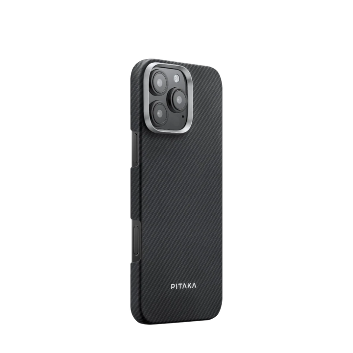 Черный чехол Pitaka для iPhone 16 Pro  из арамидового волокна с минималистичным дизайном.