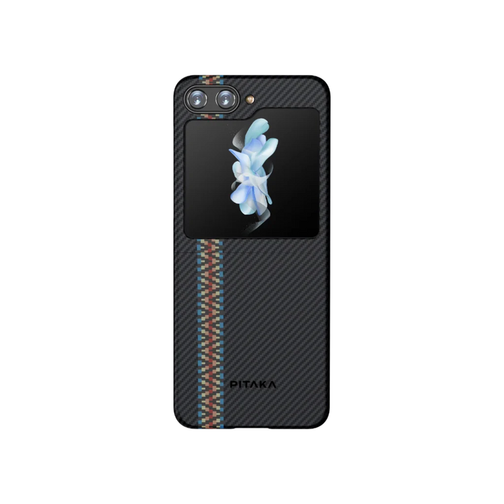 Открытый вид черного карбонового чехла для Samsung Galaxy Z Flip 5 с узором и двойной камерой — Smartworld.