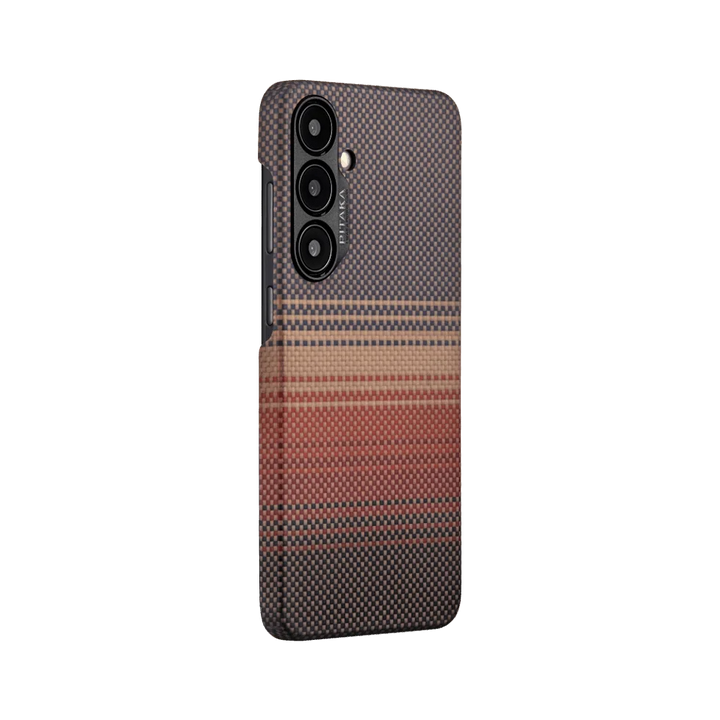 Боковая часть чехла Galaxy S24 Plus Sunset от Smartworld с уникальным узором в стиле заката.