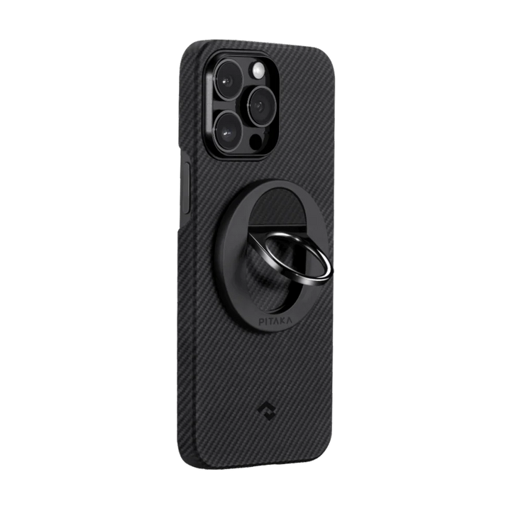 Аксессуар MagEZ Grip 2 от Smartworld, установленный на смартфон, с карбоновым чехлом для улучшенного хвата и удобства использования.