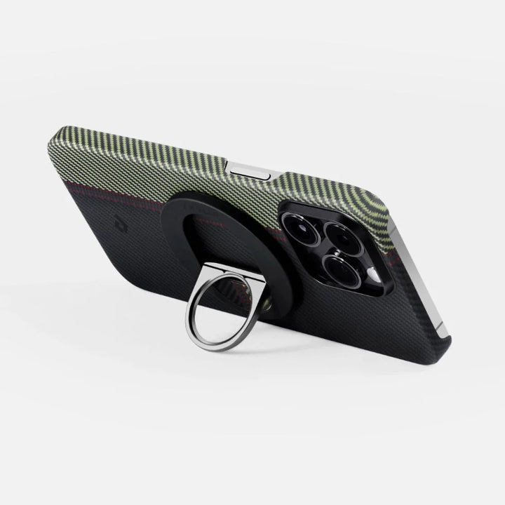 Аксессуар MagEZ Grip 2 от Smartworld с цветным акцентом, использующийся как подставка для смартфона, для удобного просмотра видео.