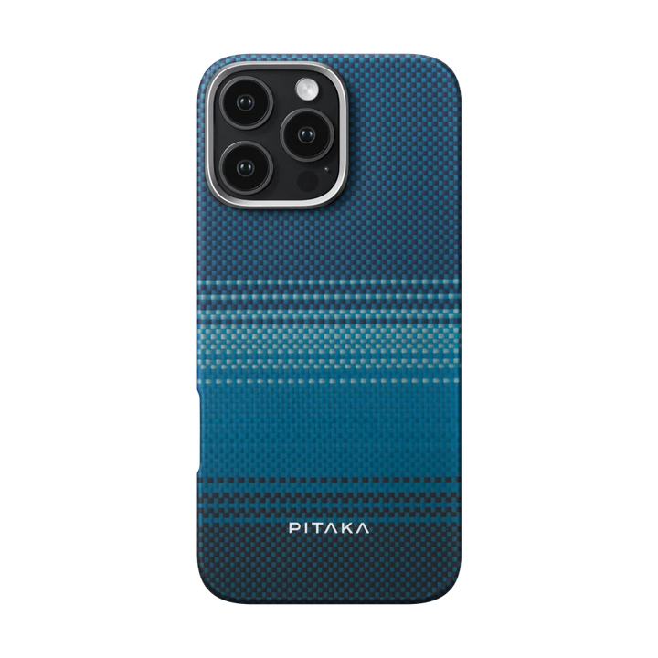 Задняя сторона чехла Pitaka для iPhone 16 Pro с синим текстурным узором.